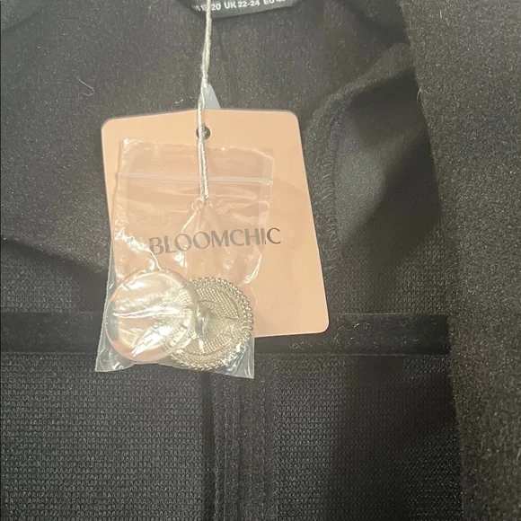 BloomChic Elegant Black Trench Coat - Picture 3 of 6